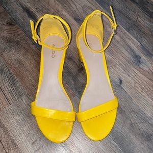 Aldo, size 7, Canary yellow